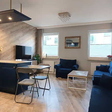 Apartman Aster Aparts Komfortowe W Centrum Zamkniete Osiedle Hala Garazowa