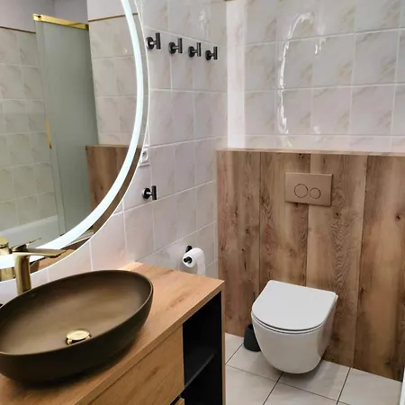 Aster Aparts アパート *